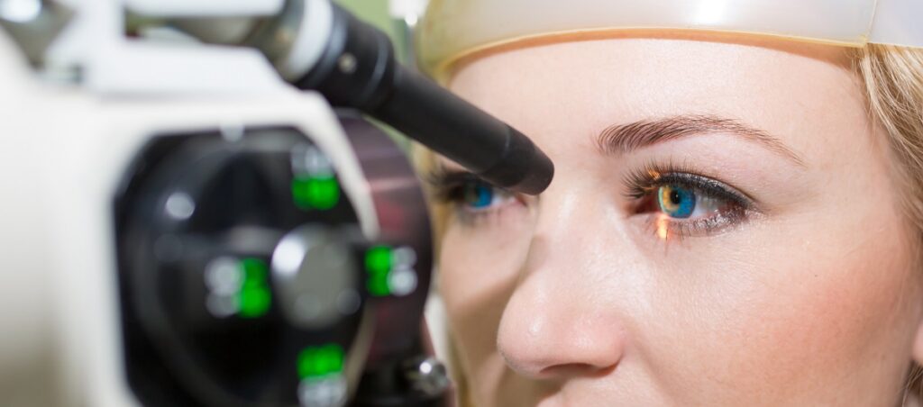 Биомикроскопия - исследование глазного дна