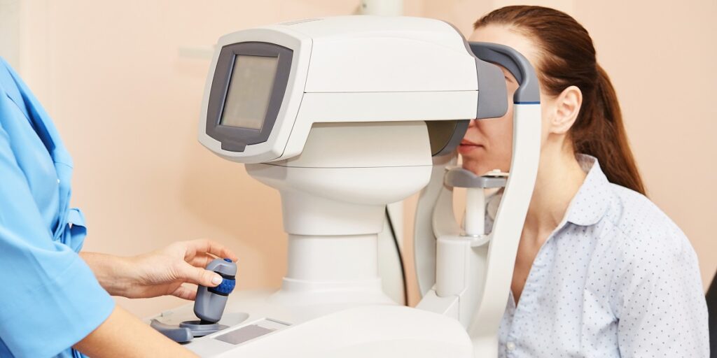Оптическая когерентная томография (ОКТ) глаза